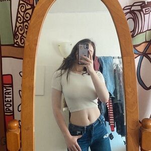 Zara • Cropped Contour Shirt 🤍